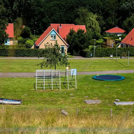 Glamping Tent With Kitchen And Bathroom, On A On The Ijsselmeer Andijk