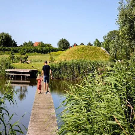 Campismo de Luxo Glamping Tent With Kitchen And Bathroom, On A On The Ijsselmeer