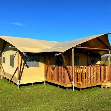 Glamping Tent With Kitchen And Bathroom, On A On The Ijsselmeer * אנדייק